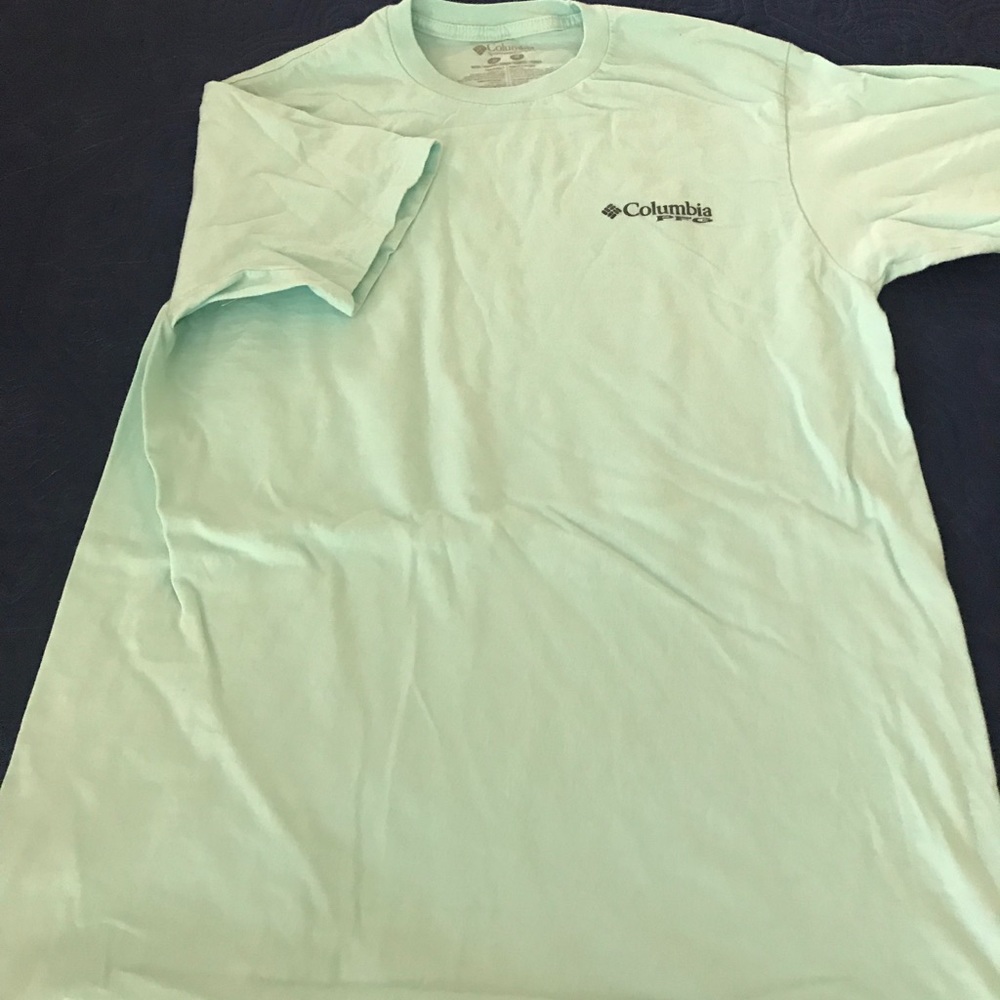 COLUMBIA T-SHIRT